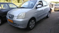 Gebruikt 2004 Kia Picanto 2 Hatchback | € 695 (Eerlijke prijs)