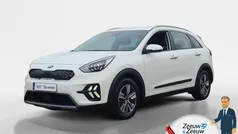 (ud) clear white s Gebruikt 2020 Kia Niro 2 SUV | € 21.995 (Eerlijke prijs)