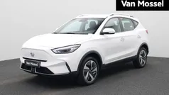 Wit Gebruikt 2023 MG ZS Comfort Sedan | € 19.900 (Eerlijke prijs)
