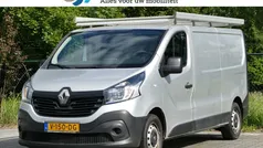 Grijs Gebruikt 2017 Renault Trafic Komfort Van | € 13.850 (Eerlijke prijs)