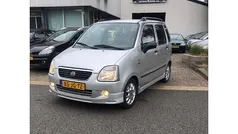 Grijs Gebruikt 2002 Suzuki Wagon R Hatchback | € 1.295 (Eerlijke prijs)