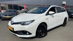 Wit Gebruikt 2015 Toyota Auris Touring Sports Stationwagen | € 7.999 (Eerlijke prijs)