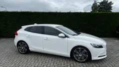 Wit, andere lak Gebruikt 2012 Volvo V40 R-Design Stationwagen | € 11.900 (Eerlijke prijs)