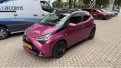 Paars Gebruikt 2018 Toyota Aygo X-cite Hatchback | € 10.950 (Eerlijke prijs)