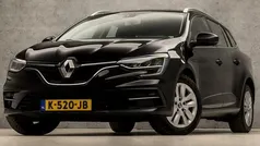 Zwart, metallic lak Gebruikt 2021 Renault Mégane GrandTour Business Stationwagen | € 13.945 (Eerlijke prijs)