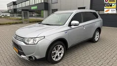 Gebruikt 2015 Mitsubishi Outlander Edition SUV | € 12.999 (Eerlijke prijs)