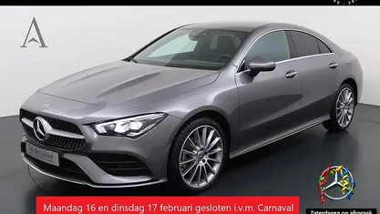 Grijs (metallic) Occasion 2022 Mercedes CLA250e AMG Sedan | € 34.450 (Eerlijke prijs)