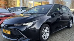 Zwart Gebruikt 2021 Toyota Corolla Active Stationwagen | € 22.900 (Eerlijke prijs)
