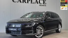 Zwart Gebruikt 2015 VW Passat Highline Stationwagen | € 13.750 (Eerlijke prijs)