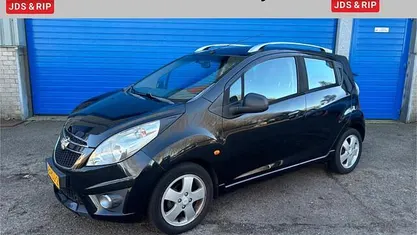 Zwart Gebruikt 2011 Chevrolet Spark LT Hatchback | € 2.950 (Eerlijke prijs)