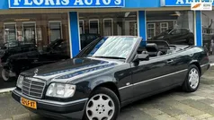 Grijs Gebruikt 1992 Mercedes E300 Cabriolet | € 18.950