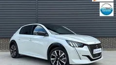 Wit Gebruikt 2022 Peugeot 208 GT Hatchback | € 21.700 (Eerlijke prijs)