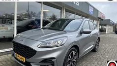 Grijs Gebruikt 2020 Ford Kuga ST-Line X SUV | € 25.449 (Eerlijke prijs)