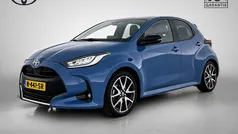 Blauw Gebruikt 2021 Toyota Yaris Hybrid Executive Hatchback | € 22.900 (Eerlijke prijs)