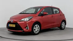 Rood Gebruikt 2019 Toyota Yaris Hybrid Active Hatchback | € 15.445 (Eerlijke prijs)