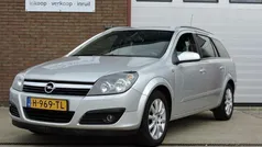 Grijs Gebruikt 2006 Opel Astra Business Stationwagen | € 2.499 (Eerlijke prijs)