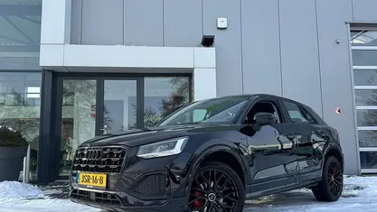 Occasion 2025 Audi Q2 S-Line SUV | € 27.945 (Super prijs)