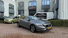 Gebruikt 2016 Volvo V40 R-Design Stationwagen | € 14.995 (Super prijs)