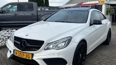 Wit, metallic lak Gebruikt 2014 Mercedes E350 AMG Coupé | € 19.950 (Eerlijke prijs)