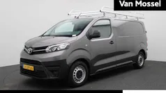Gebruikt 2018 Toyota Proace Comfort Van | € 12.400 (Eerlijke prijs)