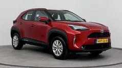 Rood Gebruikt 2025 Toyota Yaris Cross Active SUV | € 29.999 (Eerlijke prijs)