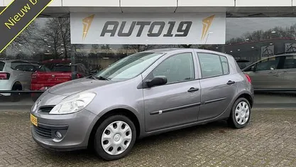 Occasion Renault Clio II 75 PK (55 kW) 2008 Hatchback