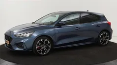 Blauw Gebruikt 2021 Ford Focus ST-Line X Hatchback | € 13.900 (Goede deal)