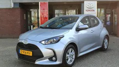 Gebruikt 2024 Toyota Yaris Hybrid Hatchback | € 23.239 (Eerlijke prijs)