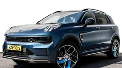 Blauw Nieuw 2025 Lynk & Co 01 SUV | € 34.850 (Eerlijke prijs)