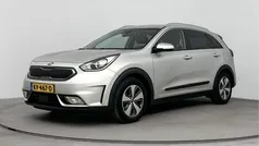 Grijs Gebruikt 2017 Kia Niro SUV | € 18.745 (Eerlijke prijs)