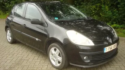 Occasion Renault Clio II 75 PK (55 kW) 2008 Hatchback