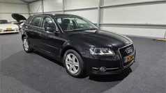 Zwart, metallic lak Gebruikt 2013 Audi A3 Sportback Attraction Hatchback | € 7.995 (Eerlijke prijs)