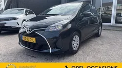 Gebruikt 2016 Toyota Yaris Hatchback | € 10.950 (Eerlijke prijs)