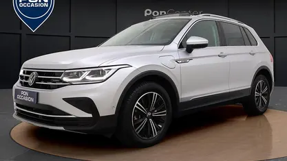 Zilver Gebruikt 2023 VW Tiguan Elegance SUV | € 36.950 (Goede deal)