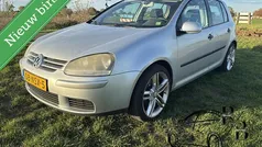 Grijs (metallic) Gebruikt 2004 VW Golf IV Trendline Hatchback | € 1.699 (Eerlijke prijs)