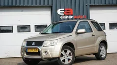 Beige Gebruikt 2006 Suzuki Grand Vitara Exclusive SUV | € 4.949 (Eerlijke prijs)