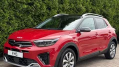 Rood Gebruikt 2021 Kia Stonic GT-Line SUV | € 22.890 (Eerlijke prijs)