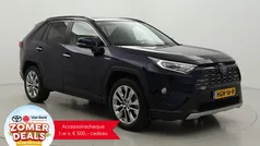 Blauw Gebruikt 2022 Toyota RAV4 Hybrid Executive SUV | € 43.999 (Eerlijke prijs)