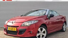 Rood Gebruikt 2010 Renault Mégane Cabriolet Dynamique Cabriolet | € 5.448 (Goede deal)