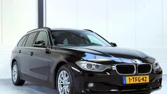 Zwart, metallic lak Gebruikt 2014 BMW 316 Executive Stationwagen | € 10.750 (Eerlijke prijs)