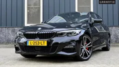Gebruikt 2021 BMW 320e M Sport Sedan | € 29.950 (Eerlijke prijs)