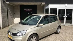 Beige, metallic lak Gebruikt 2008 Renault Scénic II Business MPV | € 1.499 (Eerlijke prijs)