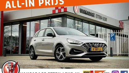Occasion Hyundai i30 Comfort 120 PK (88 kW) 2022 Grijs Hatchback