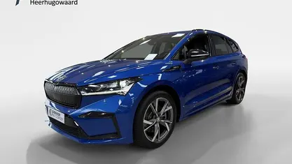 Blauw Occasion 2022 Skoda Enyaq iV SportLine SUV | € 29.945 (Eerlijke prijs)