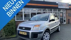 Grijs, metallic lak Gebruikt 2008 Ford Fusion Cool & Sound Edition MPV | € 2.450 (Eerlijke prijs)