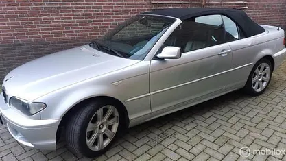 Grijs Occasion 2004 BMW 325 Cabriolet Executive Cabriolet | € 6.999 (Eerlijke prijs)