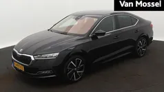 Zwart Gebruikt 2021 Skoda Octavia Business Line Hatchback | € 21.944 (Eerlijke prijs)