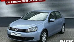 Blauw, metallic lak Gebruikt 2011 VW Golf VI Comfortline Hatchback | € 6.499 (Eerlijke prijs)