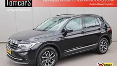 Zwart Gebruikt 2023 VW Tiguan Business SUV | € 36.950 (Goede deal)