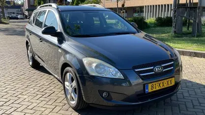 Grijs Occasion 2008 Kia Ceed Hatchback | € 2.650 (Eerlijke prijs)